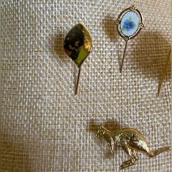 Bundle of Four Elegant Vintage Stick Pins - Picture 3 of 10